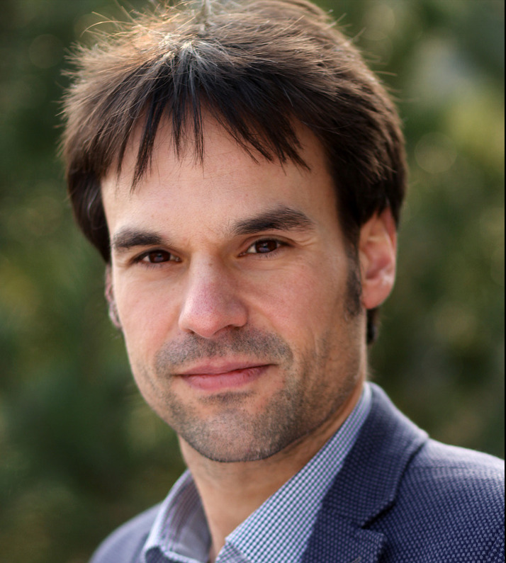 Professor Christopher Robeller ist Digitalbau-Experte an der Technischen Hochschule  Augsburg