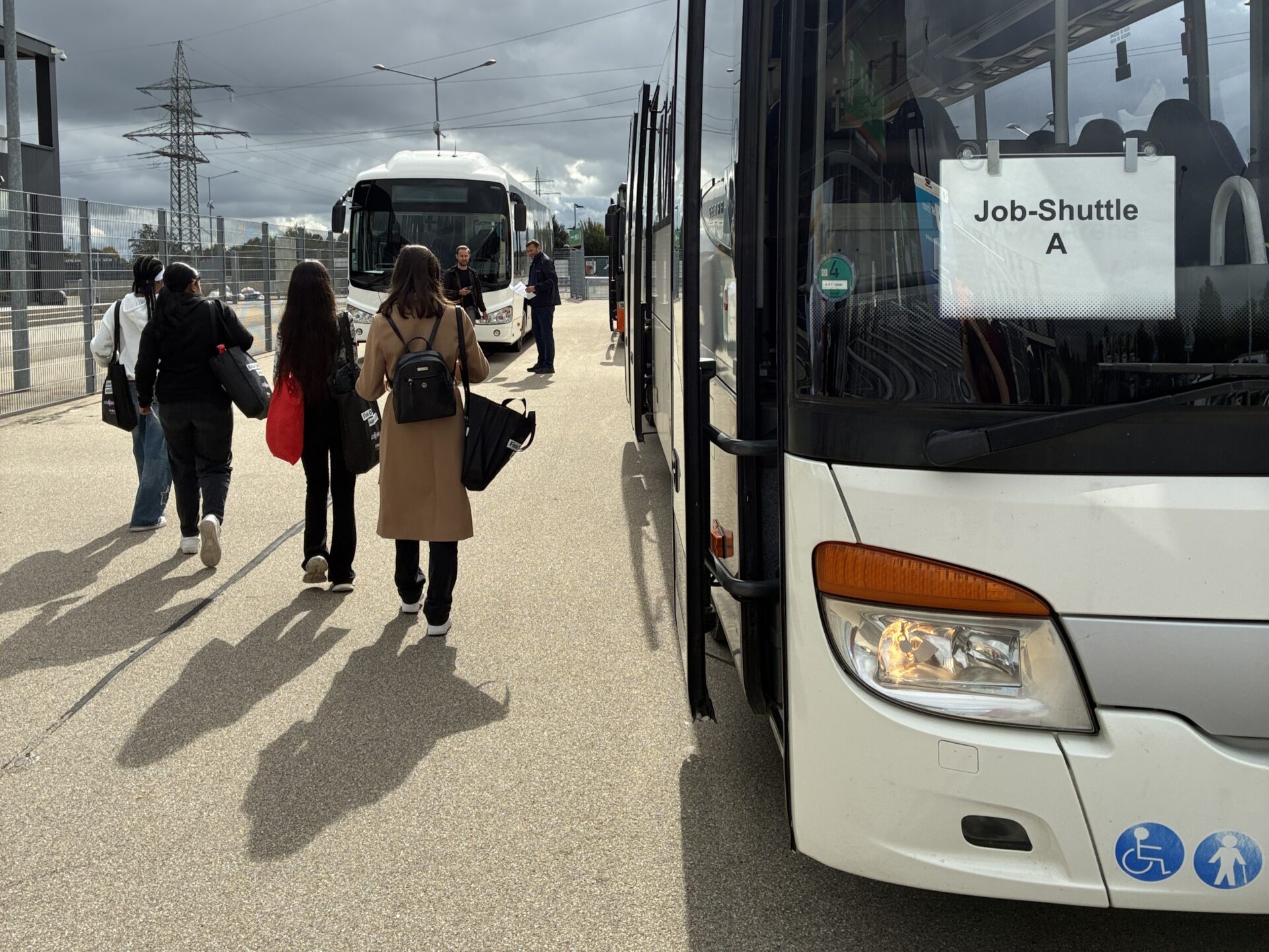 Busse beim Augsburger Job-Shuttle